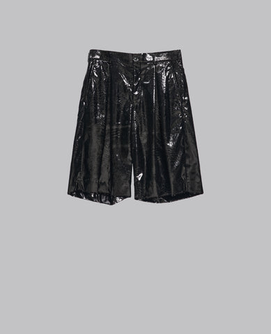 TEXTURED SHINY SHORTS