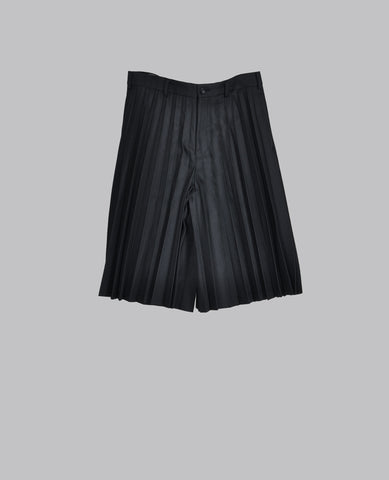 FULLY PLEATED SKIRTING SHORTS