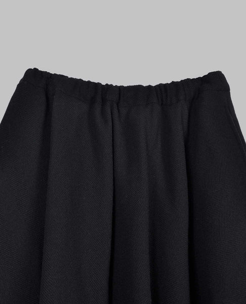 OVERSIZED PANELED SKIRT