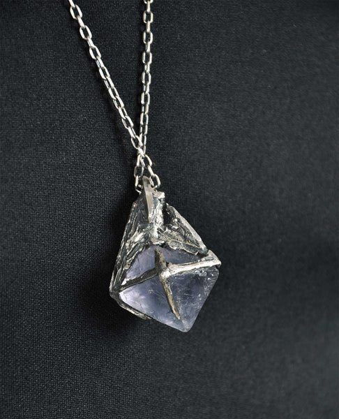 VIOLET FLUORITE PENDULUM