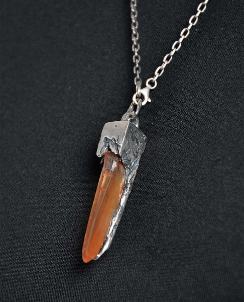 TANGERINE QUARTZ PENDULUM