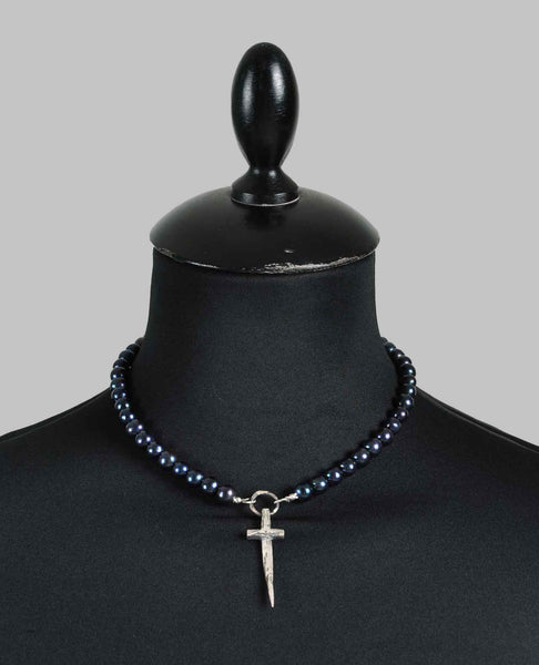 BLACK PEARL DAGGER CHOKER