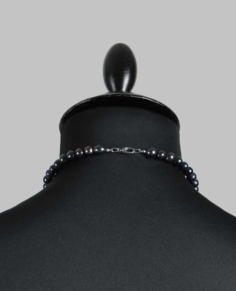 BLACK PEARL DAGGER CHOKER