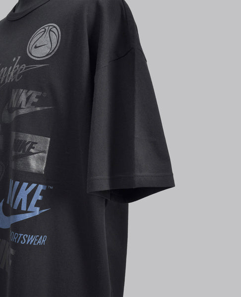 NIKE OVERSIZED LOGO T-SHIRT